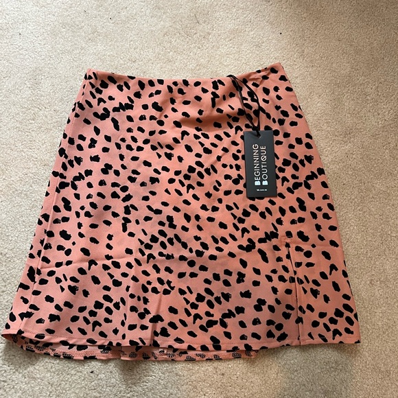 Beginning Boutique Dresses & Skirts - Beginning Boutique Laura Skirt rust print